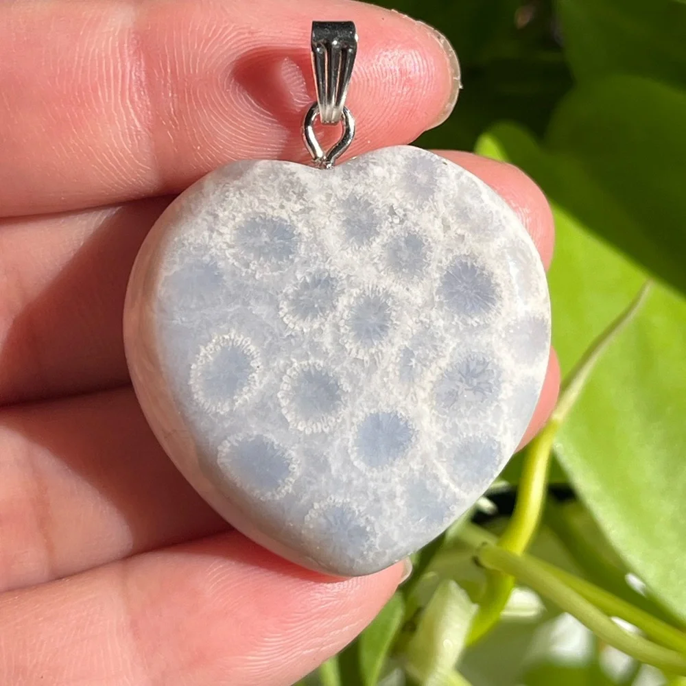 Beautiful stainless steel fossil coral‎ jade pendant